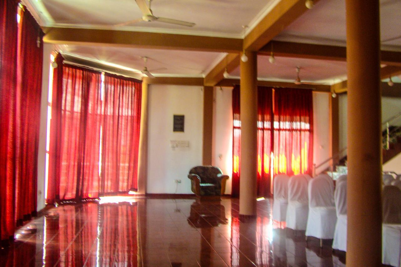 Old Mahawasala Hotel Bambaragaleyaya 외부 사진